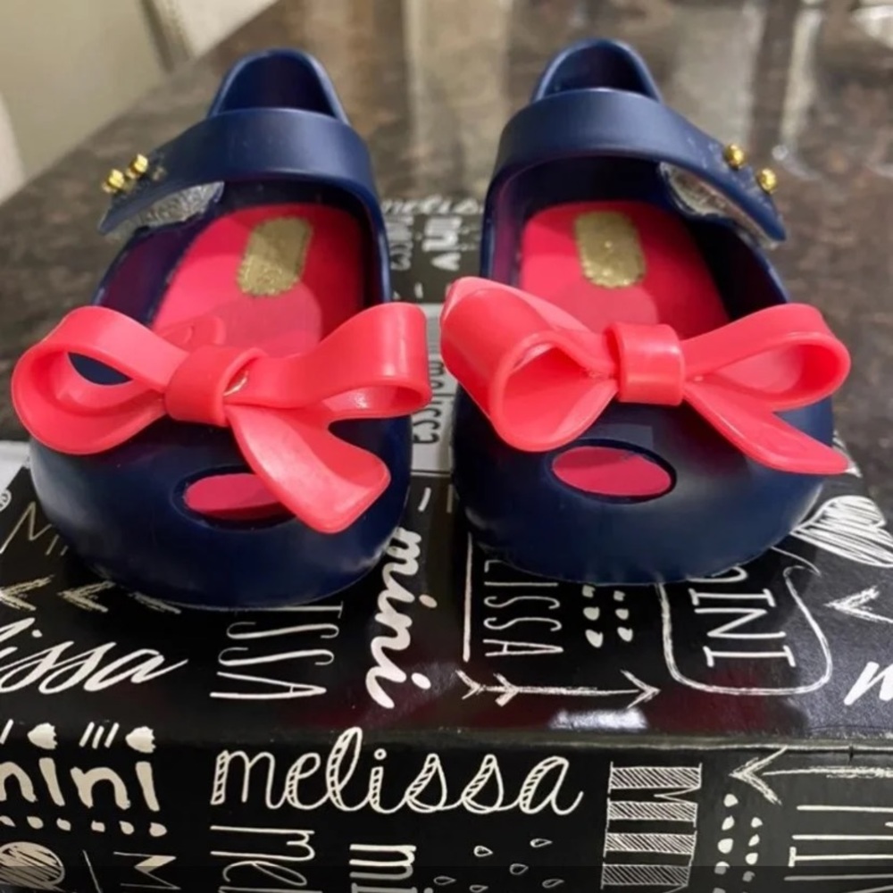 Mini Melissa size 5
